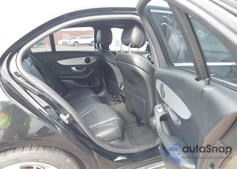 2018 Mercedes-Benz C 300 from USA, damaged, VIN 55SWF4JB8JU270191